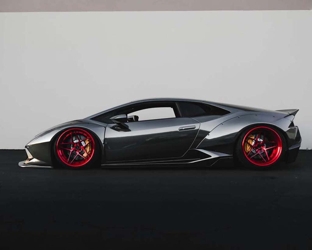 Read more about the article Exotic Supercars Born from Racing DNA